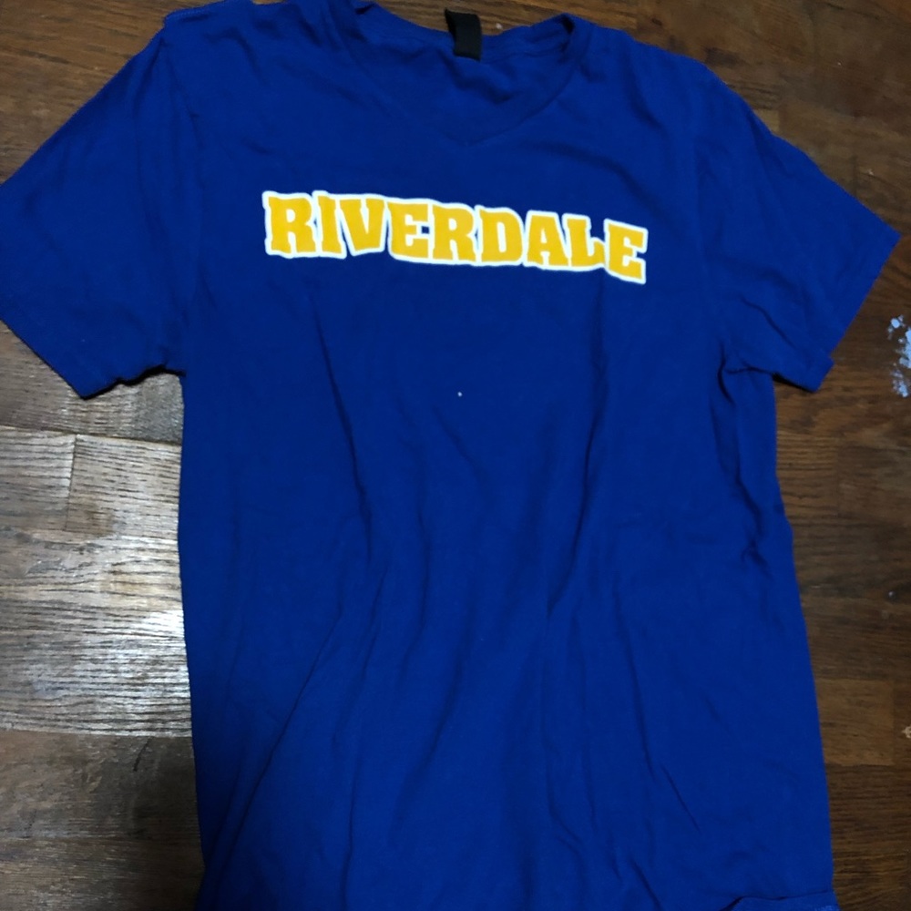 riverdale t-shirt